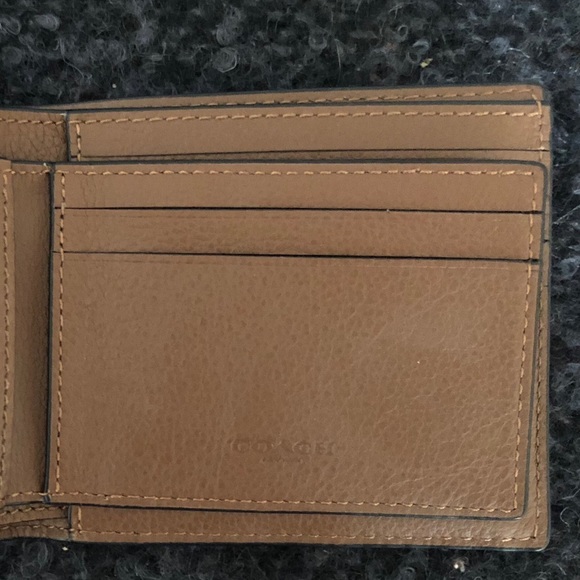 New Coach wallet with smaller interior wallet - Picture 5 of 5